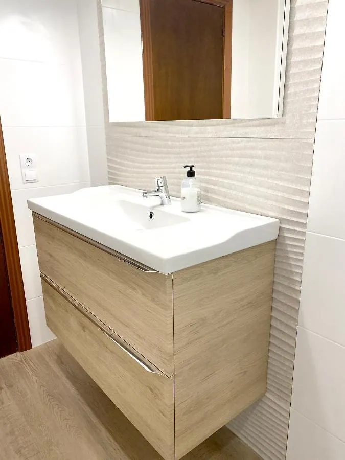 Comfortable Seaside Apartment In Salou 85 M² Sea View